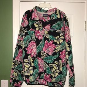 Patagonia women’s synchilla fleece jacket